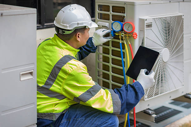 Professional Hvac technician working in Concord, MI